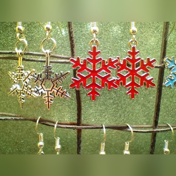 Snowflake earrings - Picture 6 of 7